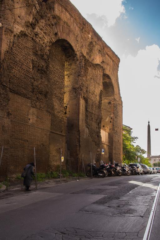 Lägenhet Yourstay@Rome Coliseum